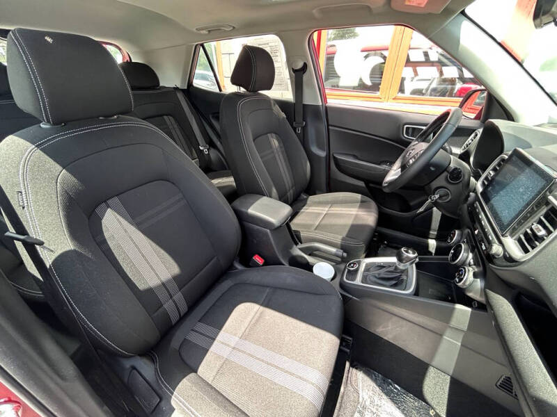 2022 Hyundai Venue SEL