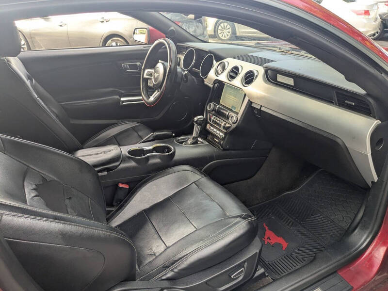 2017 Ford Mustang EcoBoost Premium