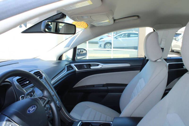 2020 Ford Fusion S