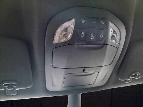 2027 Chrysler Pacifica LX