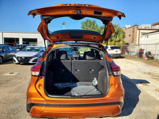 2024 Nissan Kicks SR