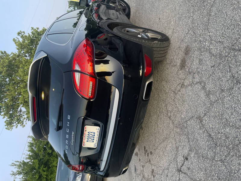 2014 Porsche Cayenne Platinum