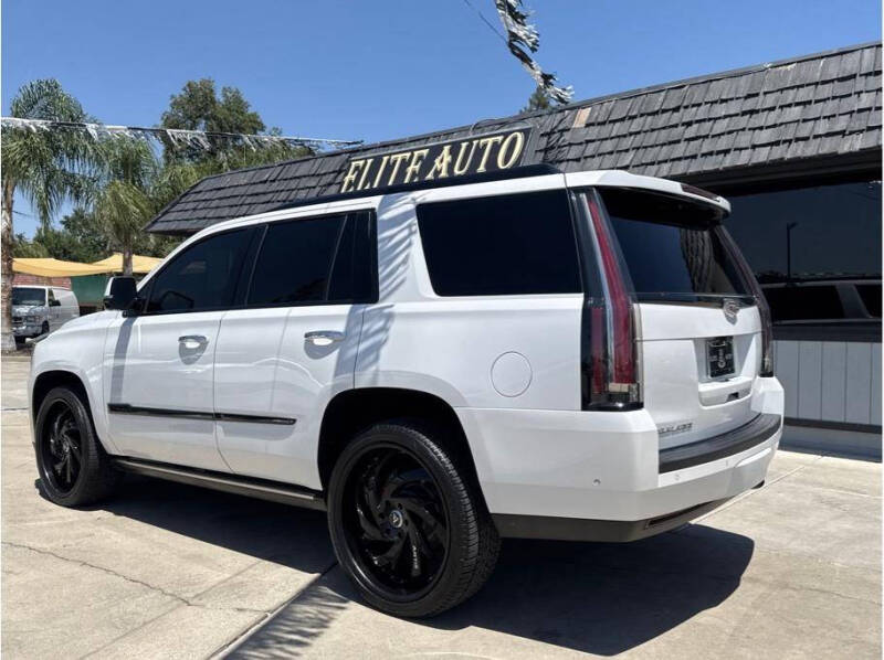 2017 Cadillac Escalade Platinum