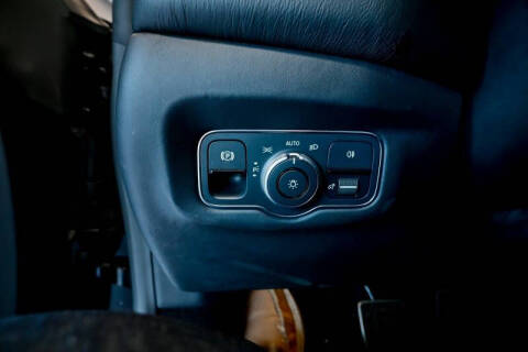 2022 Aston Martin Vantage