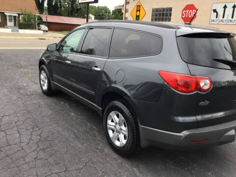 2011 Chevrolet Traverse LS