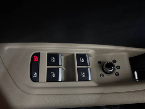 2017 Audi A4 2.0T quattro Premium Plus