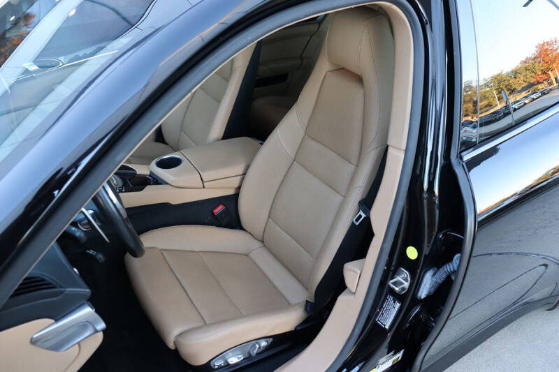 2016 Porsche Panamera Edition