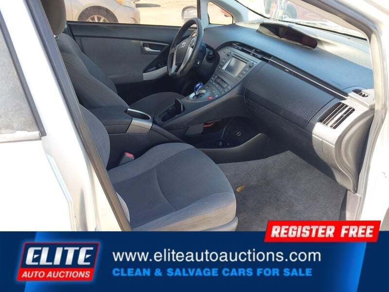 2015 Toyota Prius Three