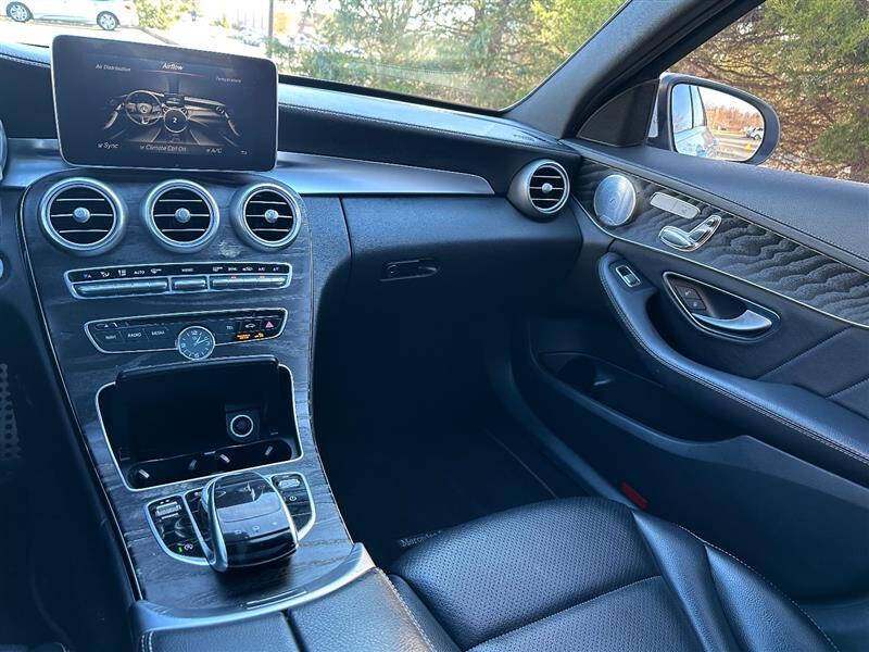 2016 Mercedes-Benz C-Class