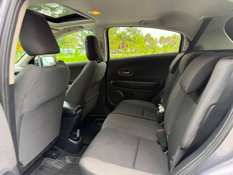 2022 Honda HR-V EX