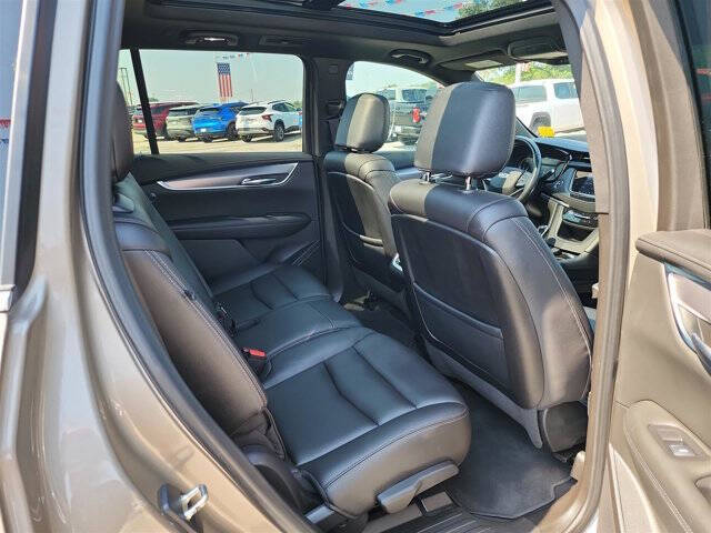 2023 Cadillac XT6 Luxury