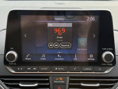 2025 Nissan Altima 2.5 SR