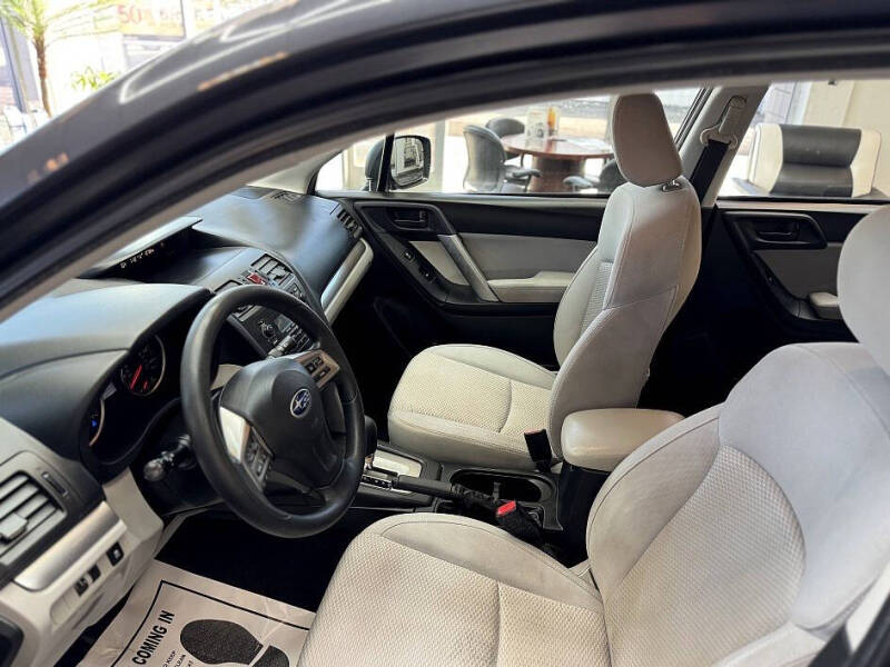 2014 Subaru Forester 2.5i