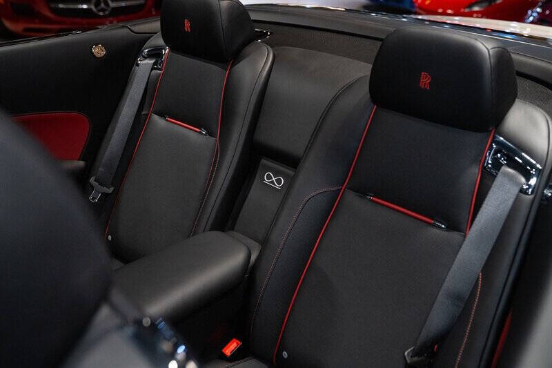 2020 Rolls-Royce Black Badge Dawn