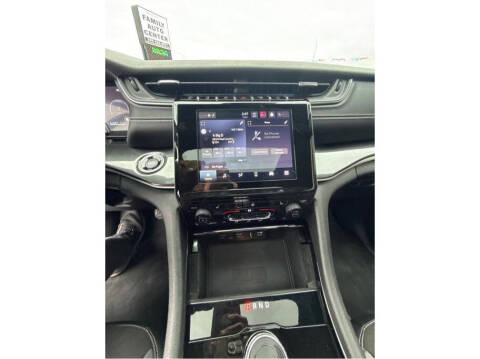 2022 Jeep Grand Cherokee L Altitude