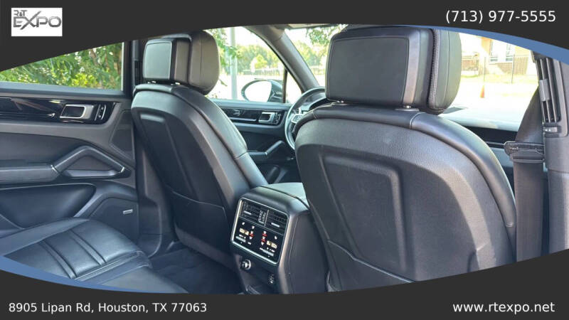 2019 Porsche Cayenne S