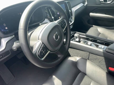 2025 Volvo S60 B5 Core