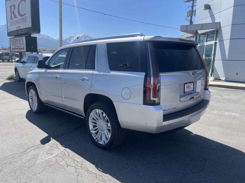 2019 Cadillac Escalade Platinum