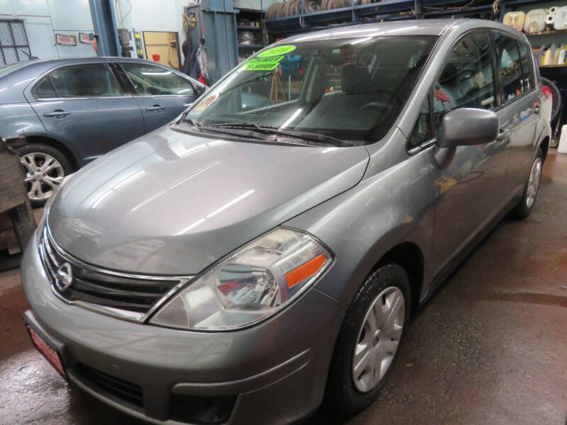 2010 Nissan Versa 1.8 S