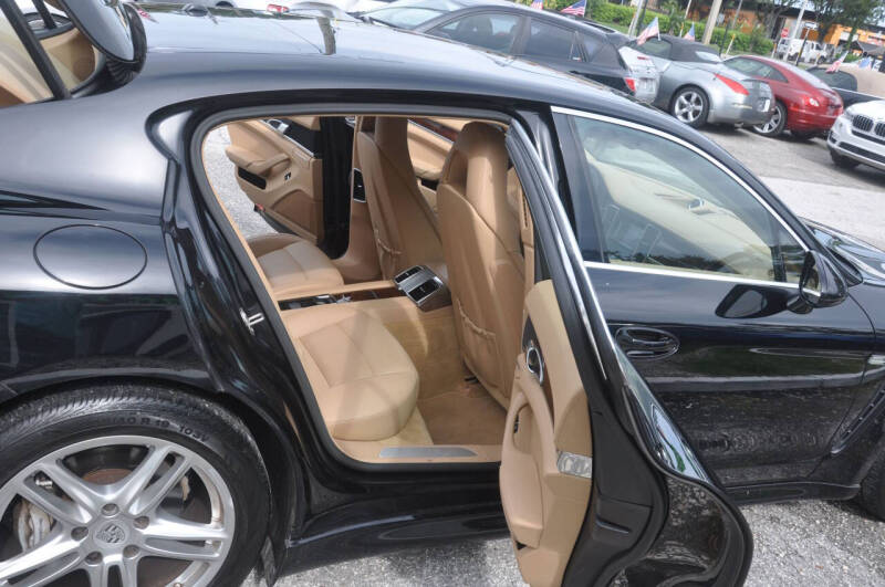 2013 Porsche Panamera