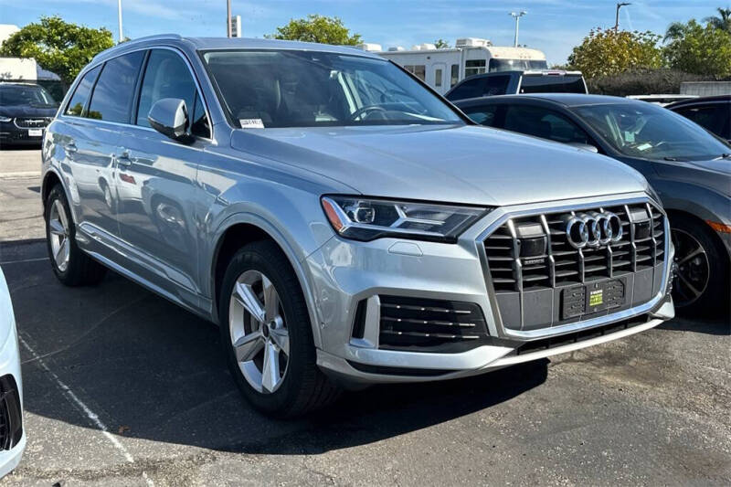 2023 Audi Q7 quattro Premium Plus 45 TFSI