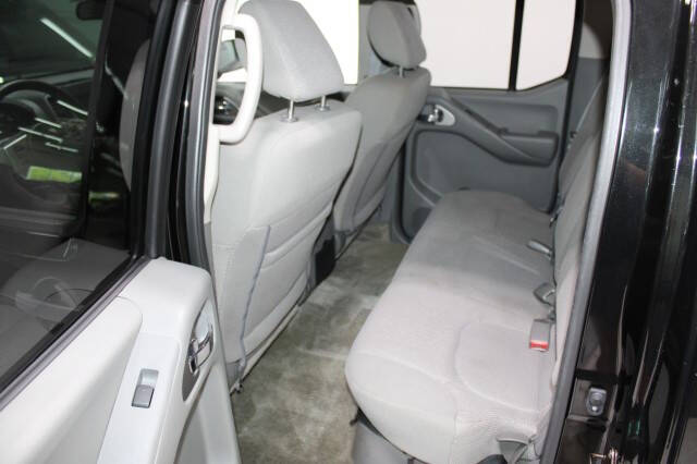 2016 Nissan Frontier SV