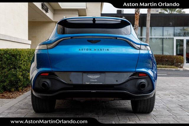 2021 Aston Martin DBX