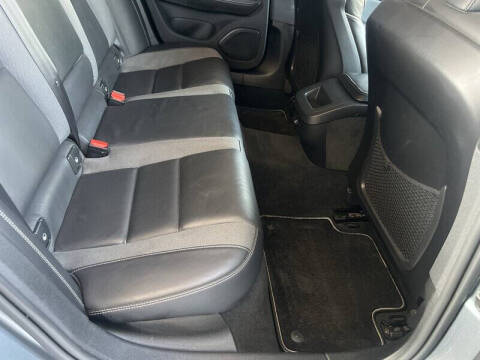 2019 Volvo S60 T5 R-Design