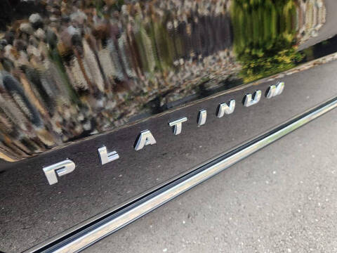 2024 Ford Expedition Platinum