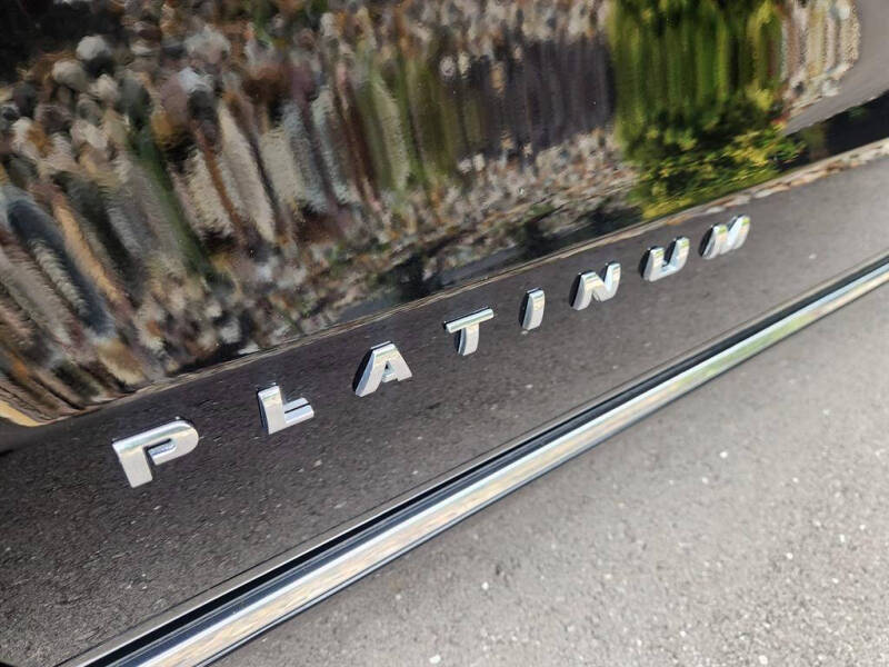 2024 Ford Expedition Platinum