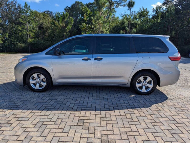 2017 Toyota Sienna L 7-Passenger