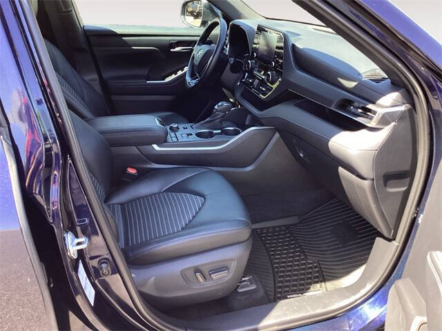 2021 Toyota Highlander XSE