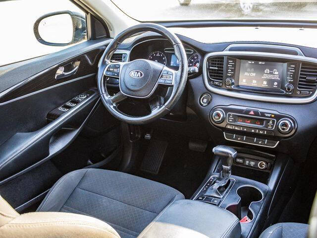 2020 Kia Sorento S V6