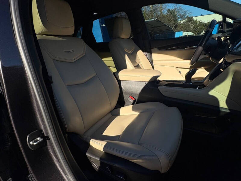2017 Cadillac XT5