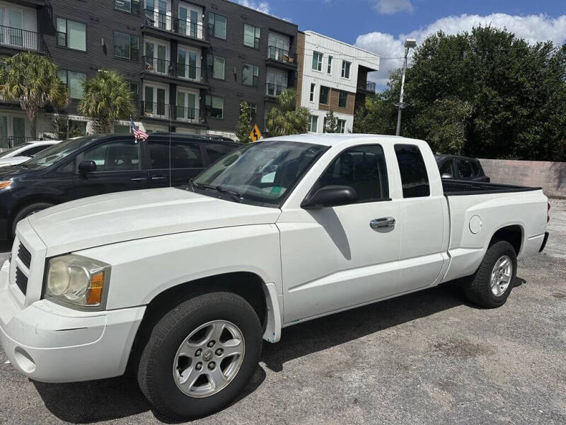 2006 Dodge Dakota SLT