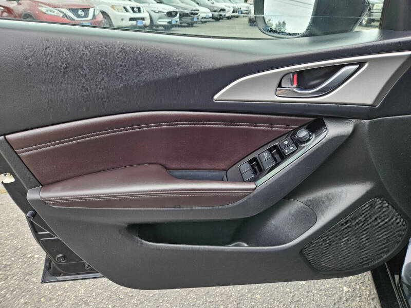 2018 Mazda MAZDA3