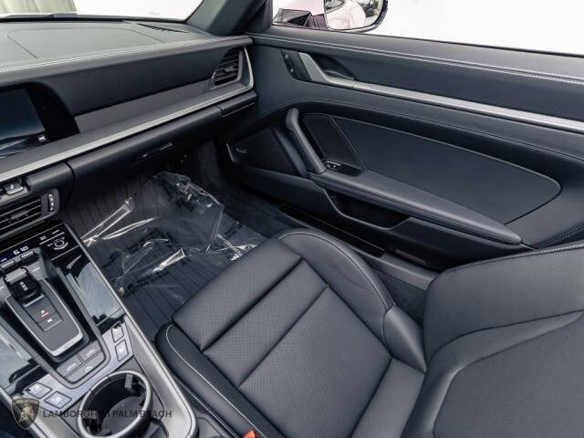 2026 Porsche 911 Carrera