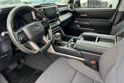 2022 Toyota Tundra SR5