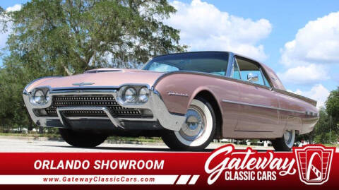 1962 Ford Thunderbird