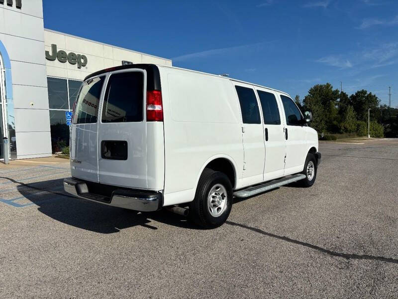 2024 Chevrolet Express 2500