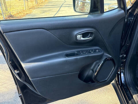 2017 Jeep Renegade Altitude