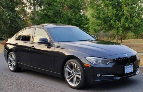 2014 BMW 3 Series for sale at CLEAR CHOICE AUTOMOTIVE in Milwaukie OR