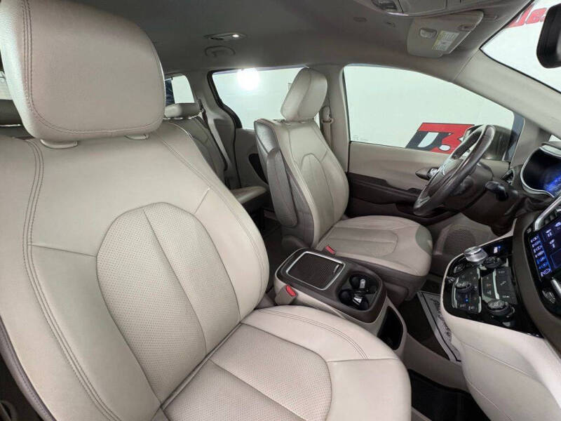 2018 Chrysler Pacifica Touring L Plus
