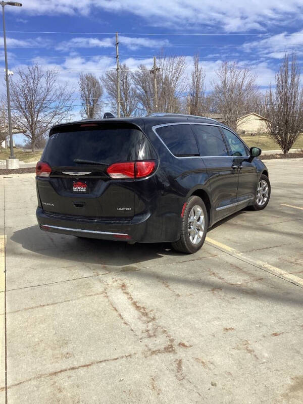 2018 Chrysler Pacifica Limited