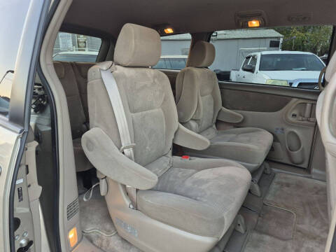 2007 Toyota Sienna LE 7-Passenger