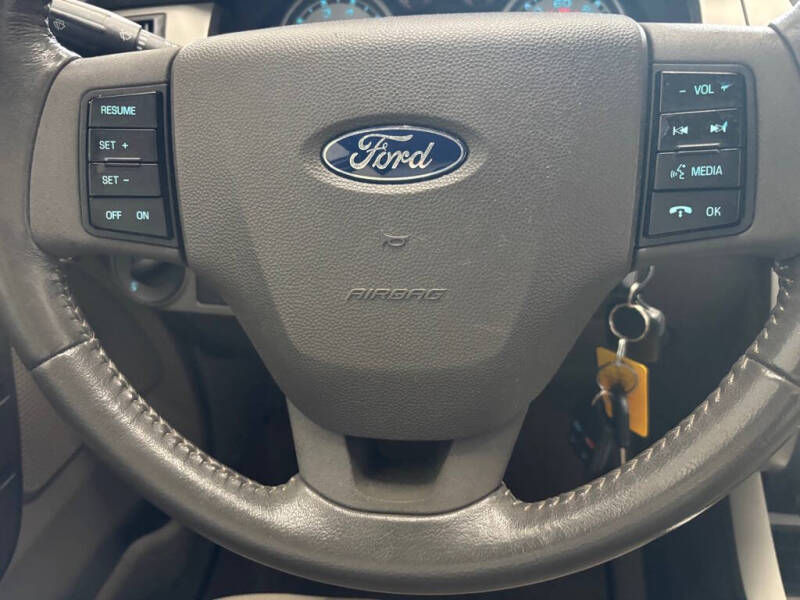 2008 Ford Focus SES