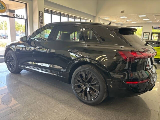 2024 Audi Q8 e-tron 3