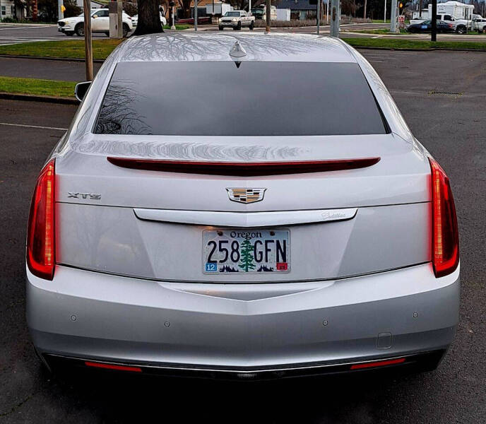 2016 Cadillac XTS Standard
