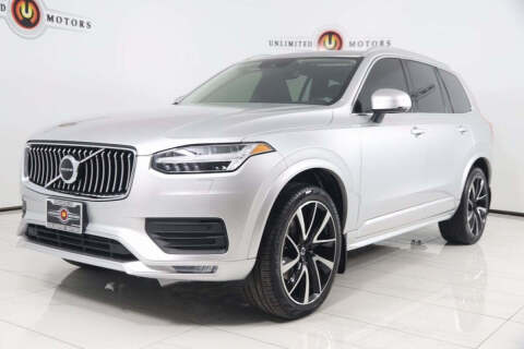 2022 Volvo XC90 T6 Momentum 7-Passenger