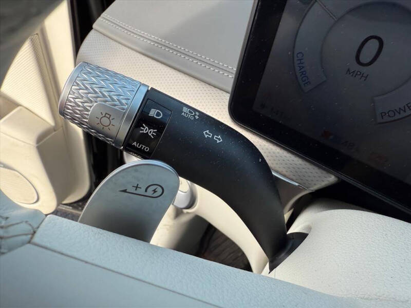 2024 Genesis GV60 Advanced